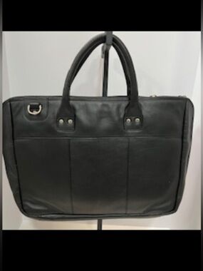 Winn International Slim Leather Laptop Briefcase Style 2455